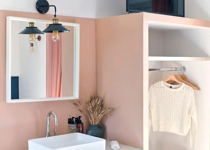 Magoo Отель Логарас