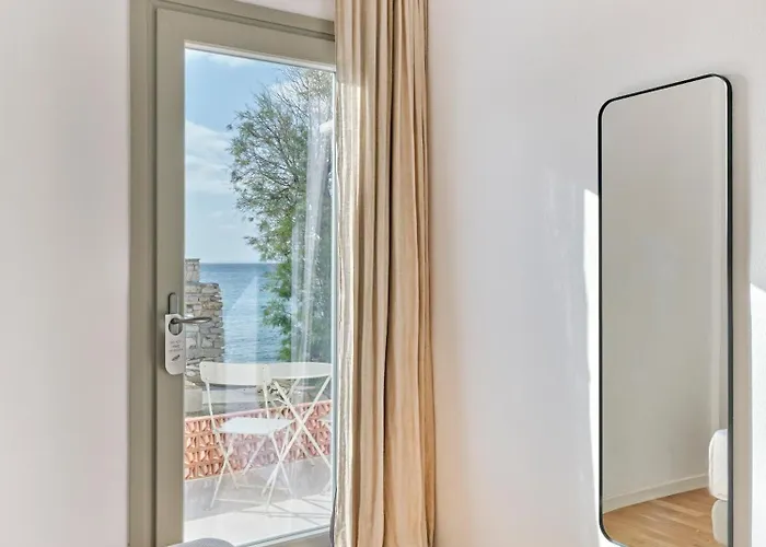 Magoo Отель Логарас