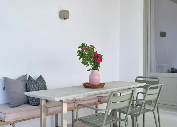 Отель Magoo Логарас