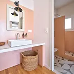 Отель Magoo 3*